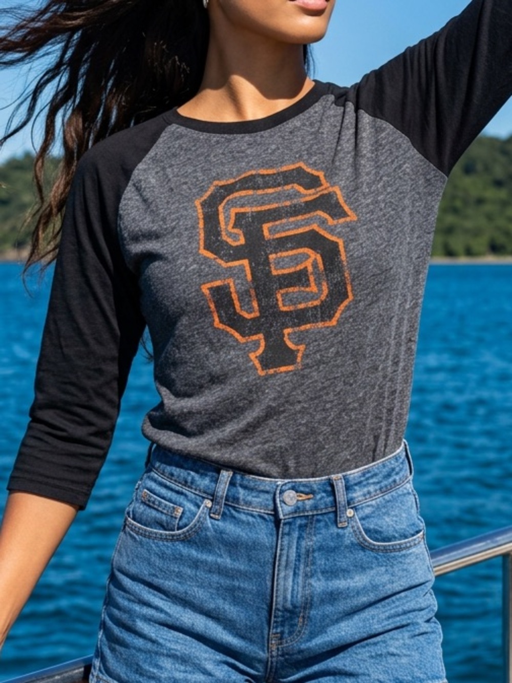 Black & Gray S.F. Giants Baseball Jersey Size Large